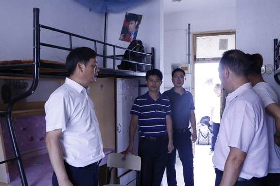 EE288080C261D13BA4DBCC6867F81379